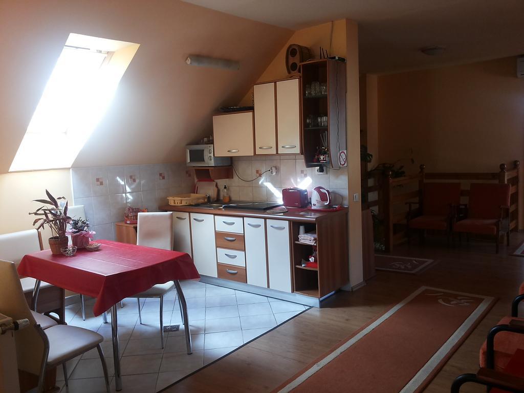 Pasager House Apartment Совата Екстериор снимка